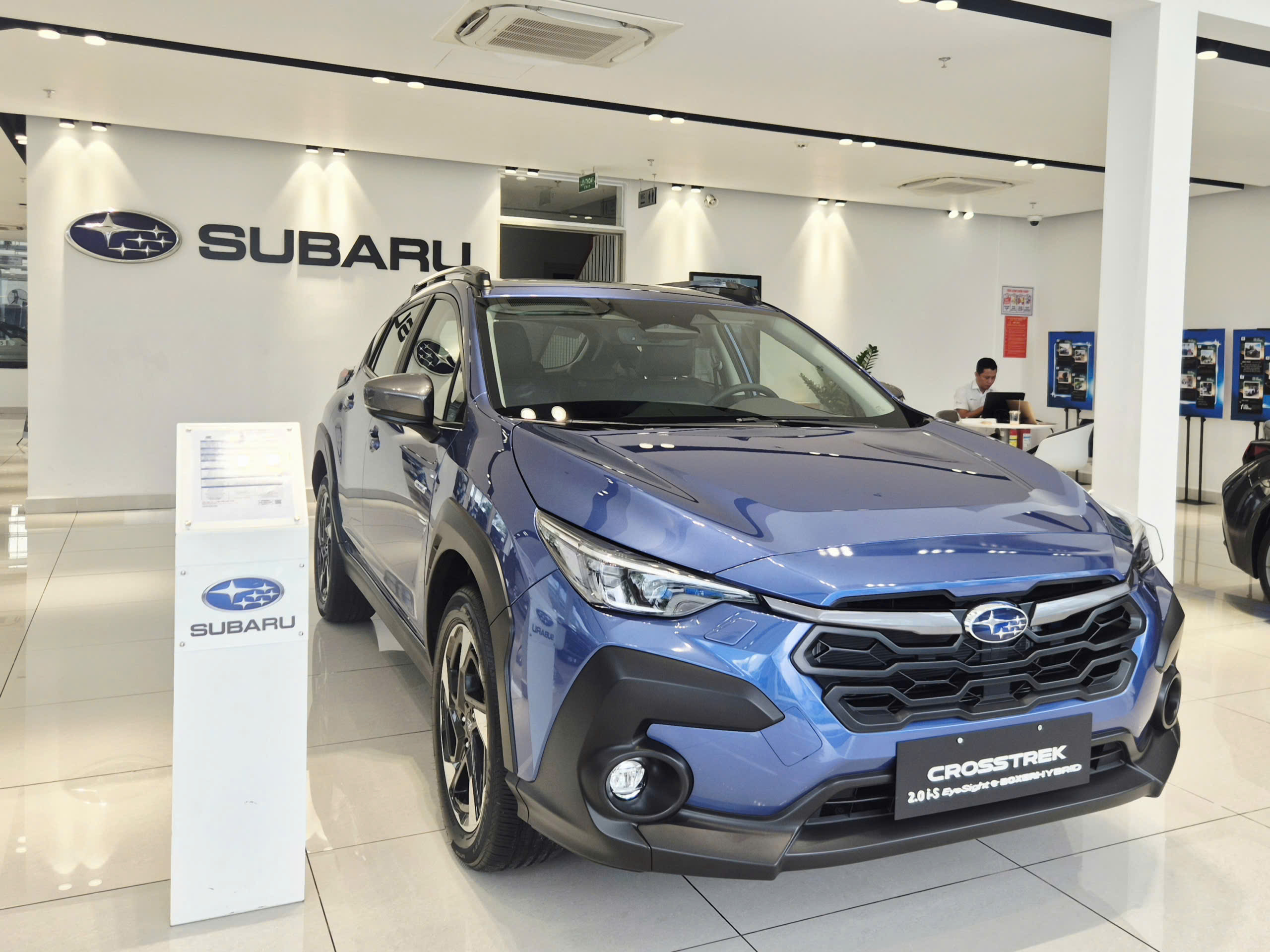 Subaru Crosstrek 2.0 i-S EyeSight e-BOXER Hybrid