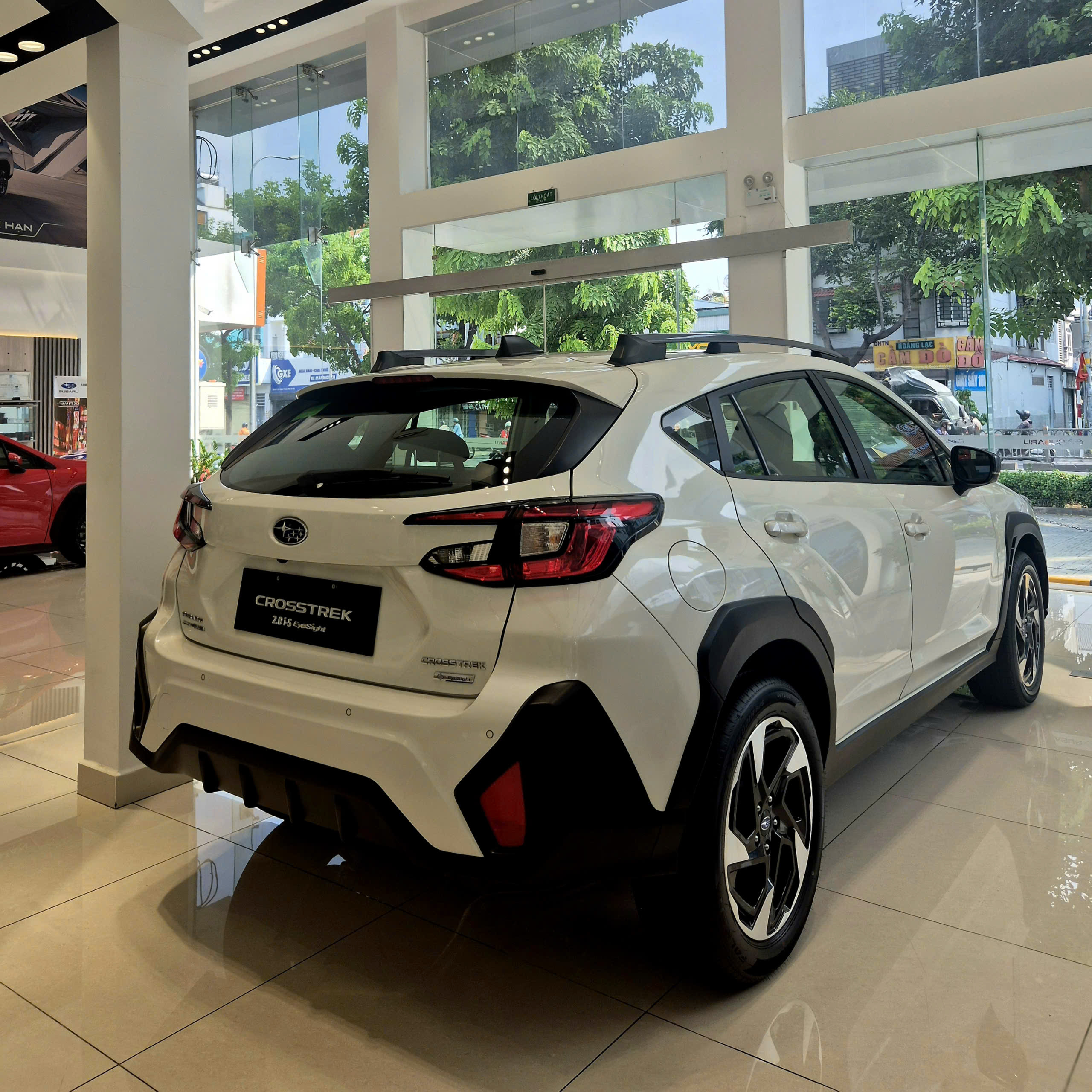 Subaru Crosstrek 2.0 - Ảnh 4